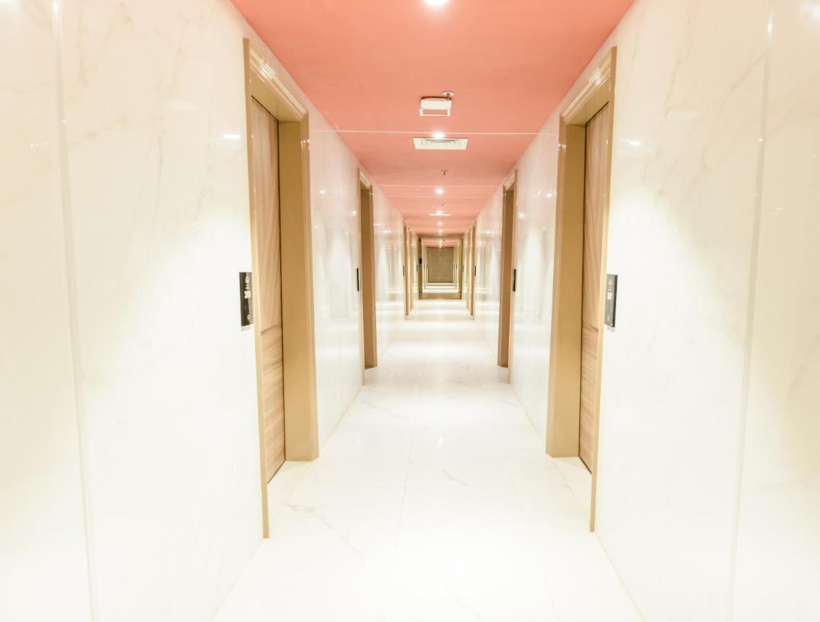 Hotel Mirana , Tinsukia Eksteriør billede